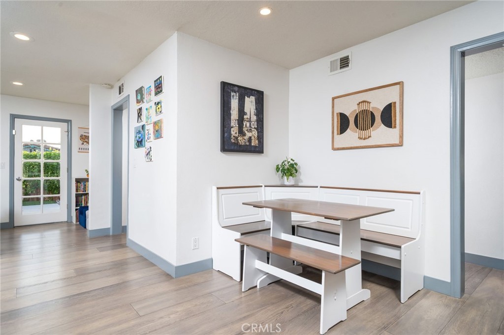 2129 N San Marcos Place