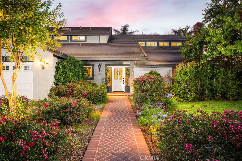 1935 Lassen Avenue