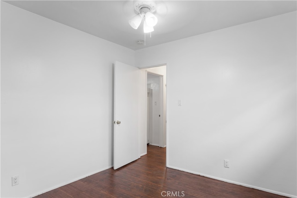 270 S 1st
