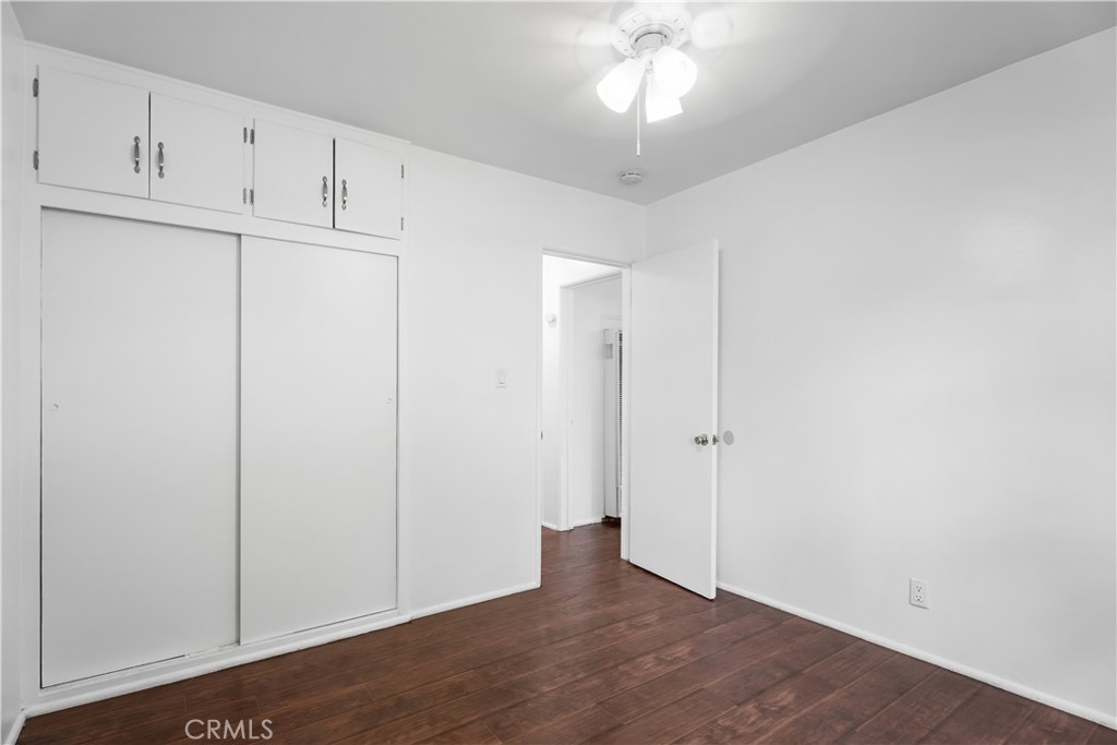 270 S 1st