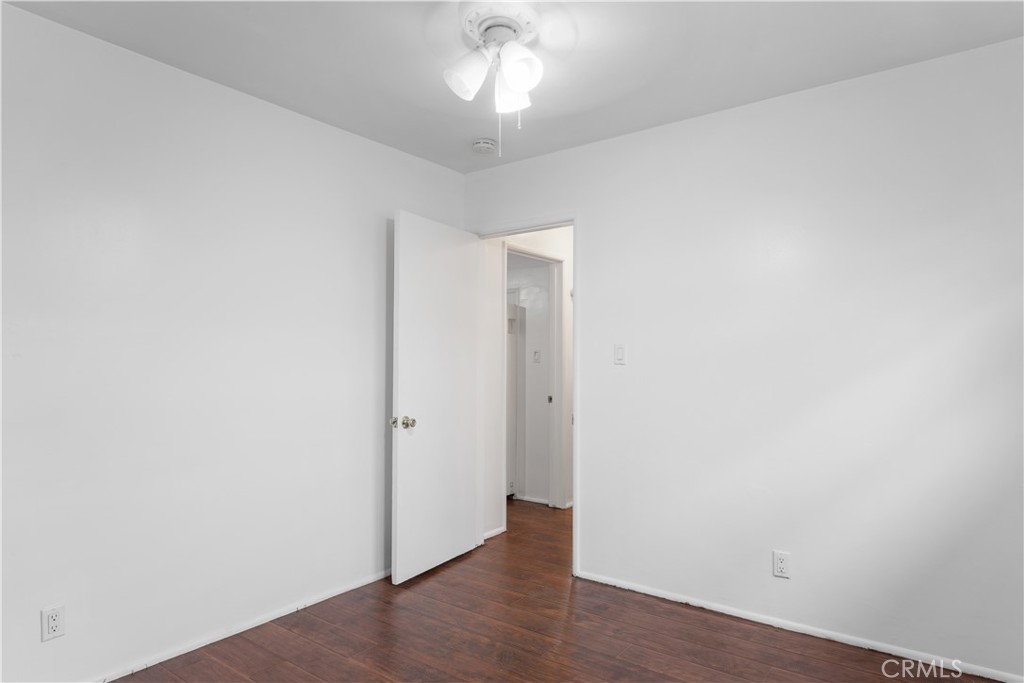 270 S 1st