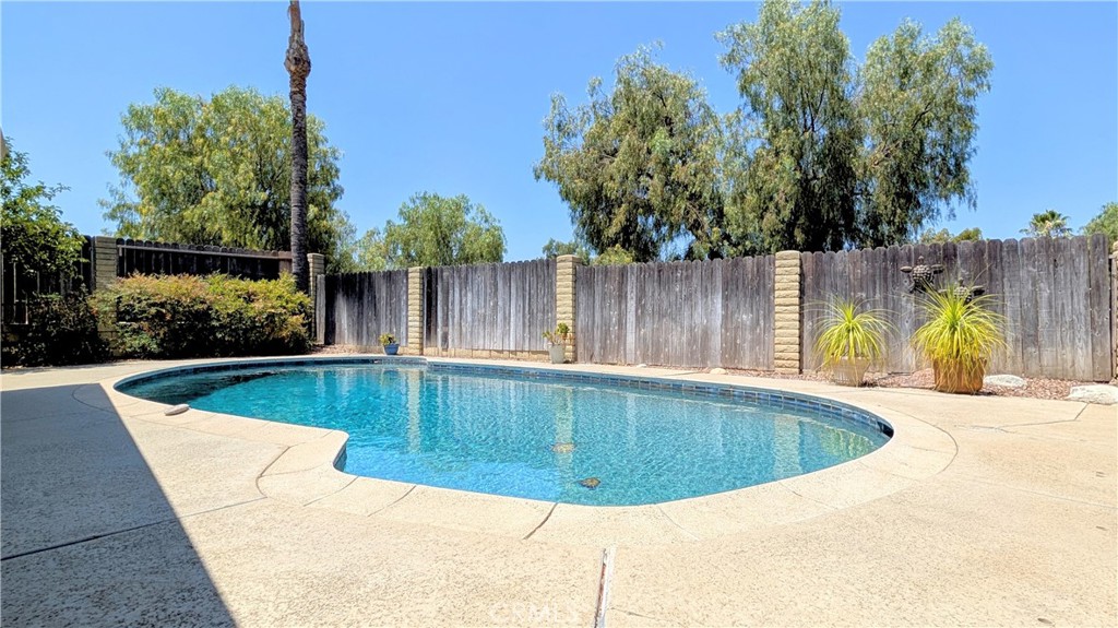 2397 N San Benito Court