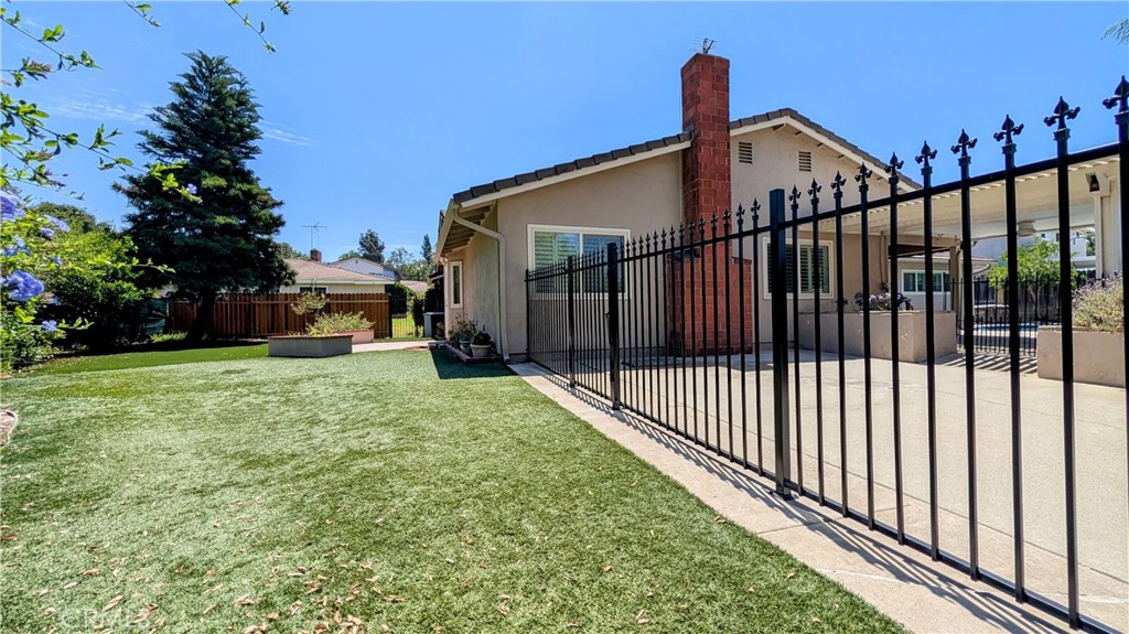 2397 N San Benito Court