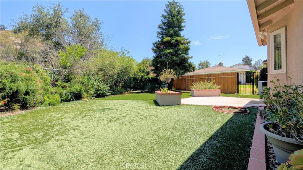 2397 N San Benito Court