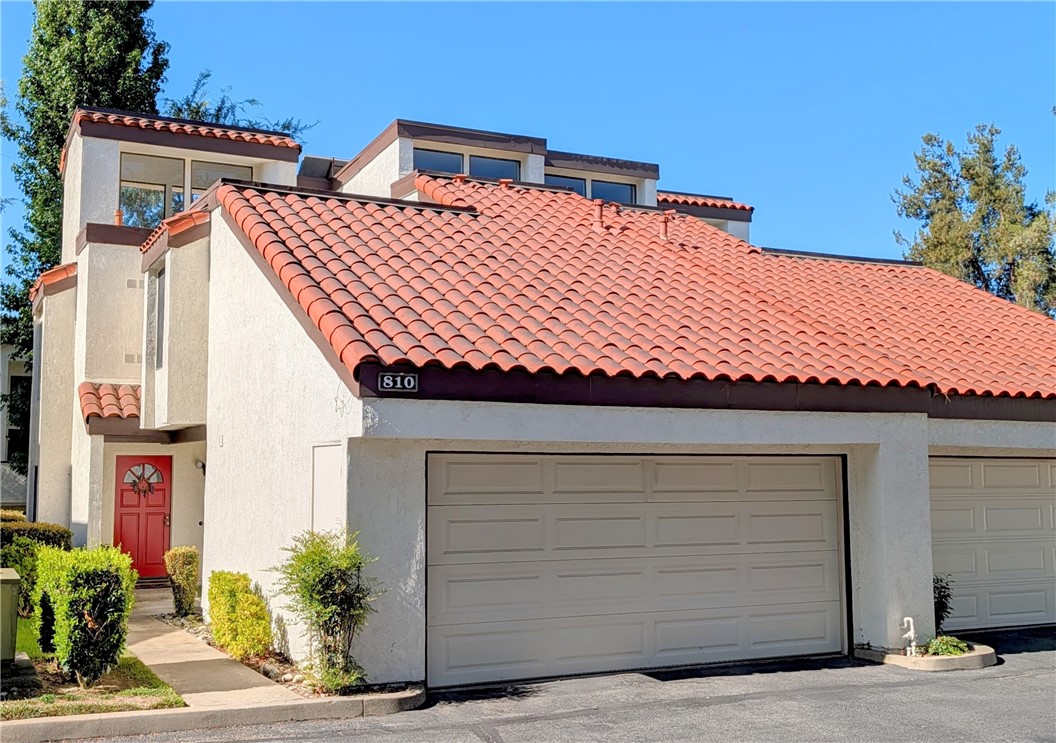 810 Manchester Court