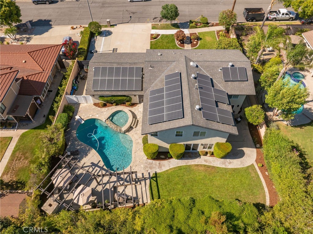 280 E Miramar