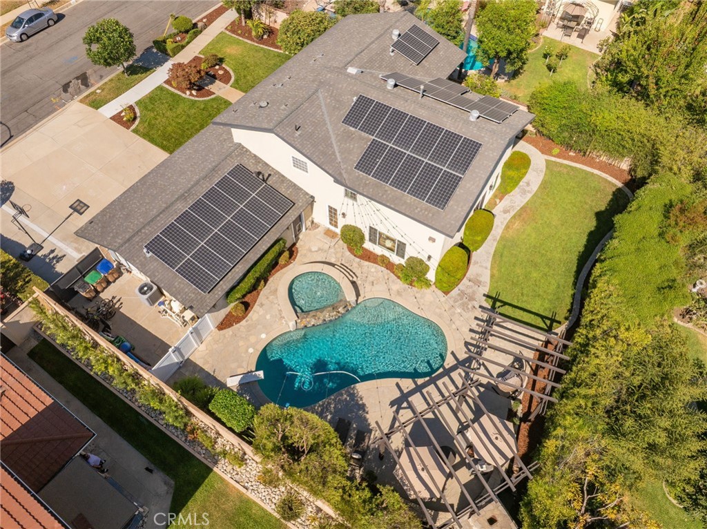 280 E Miramar