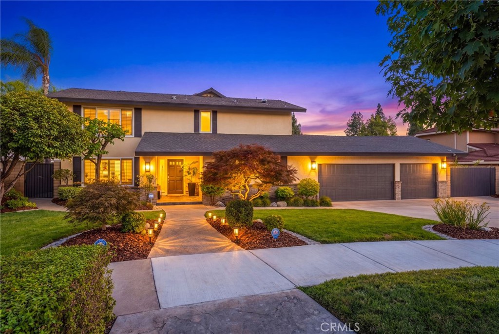 280 E Miramar