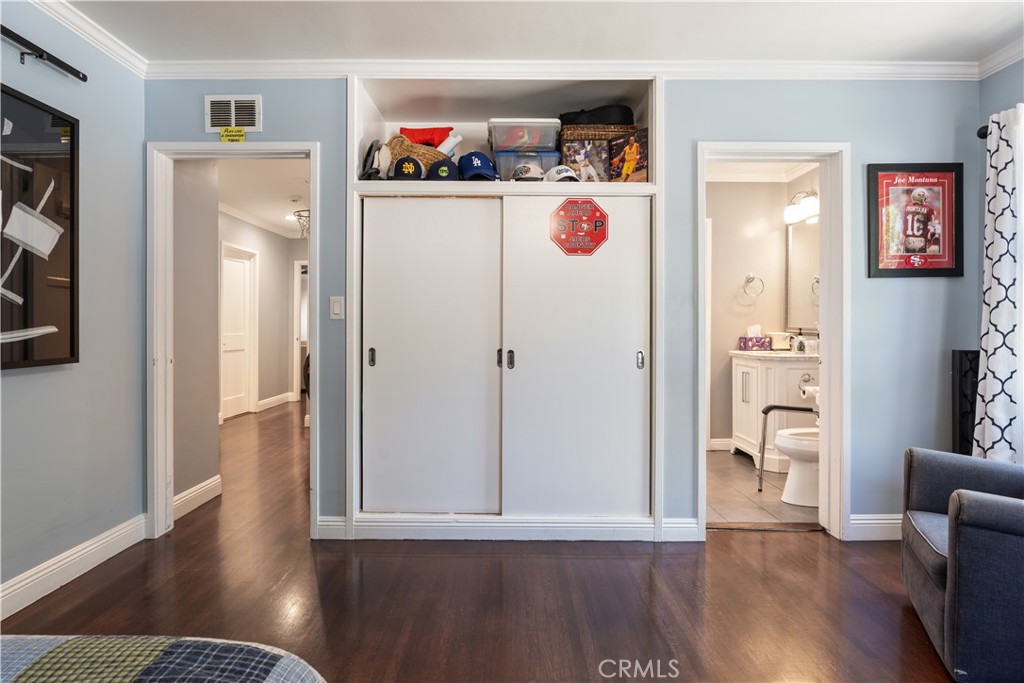 668 W 12th
