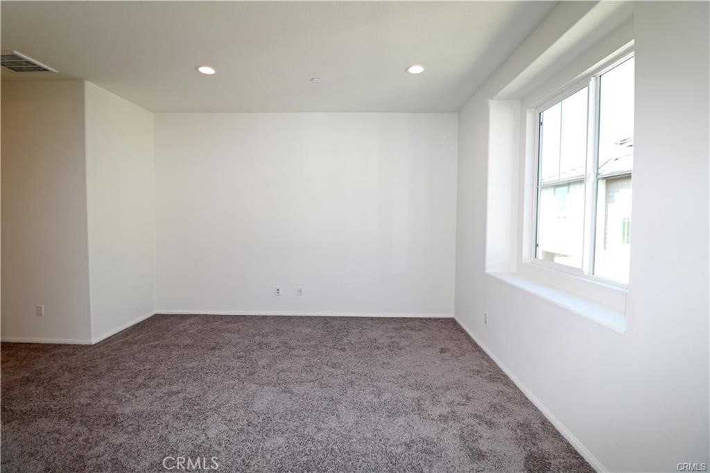 12182 Diamond Dust