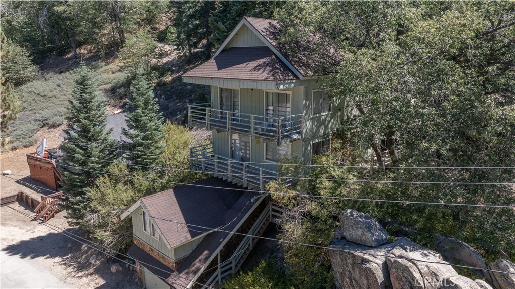 709 Ridge