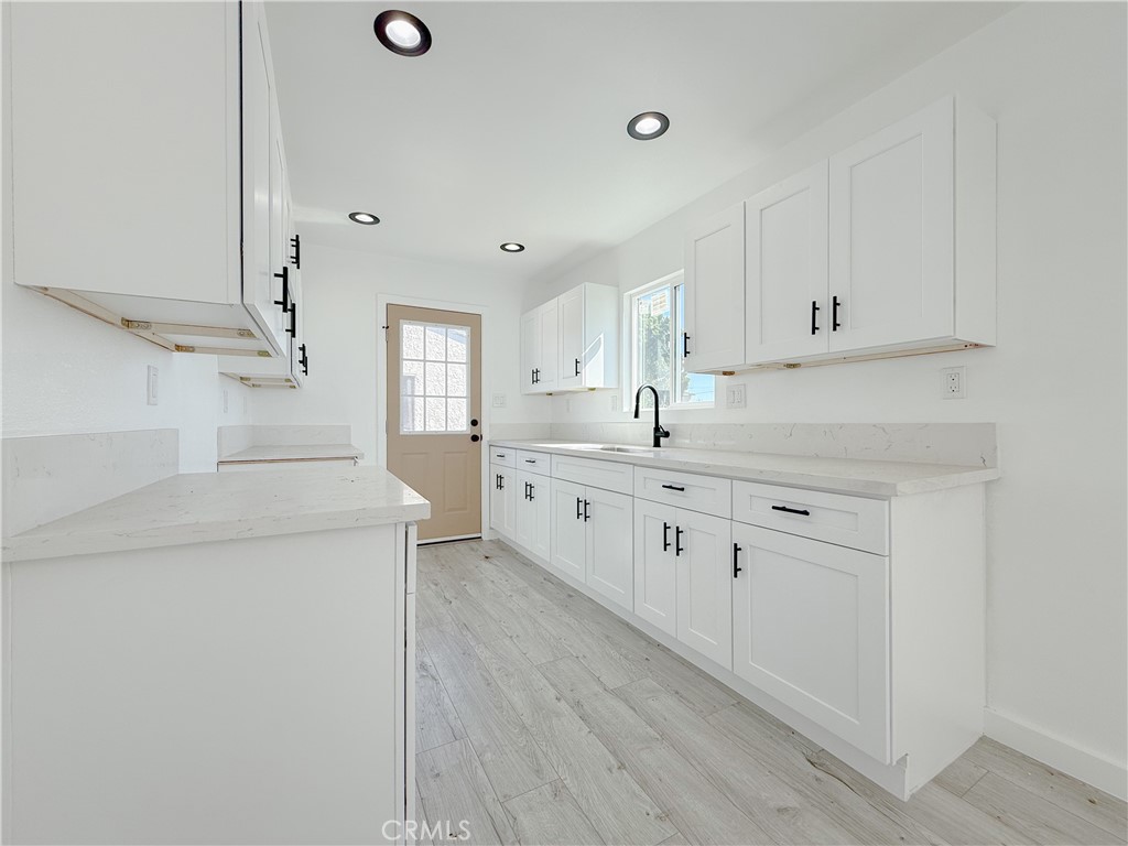 2703 W 132nd Street
