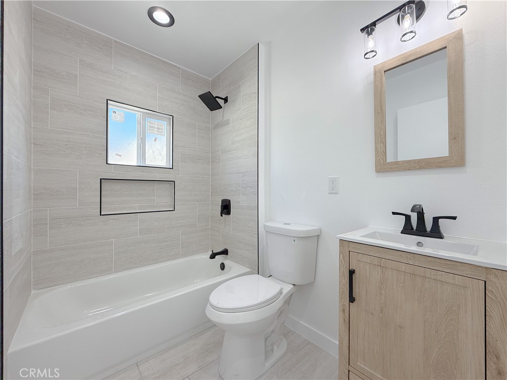 2703 W 132nd Street