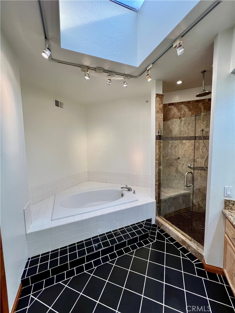 2600 E 20th Street 206A