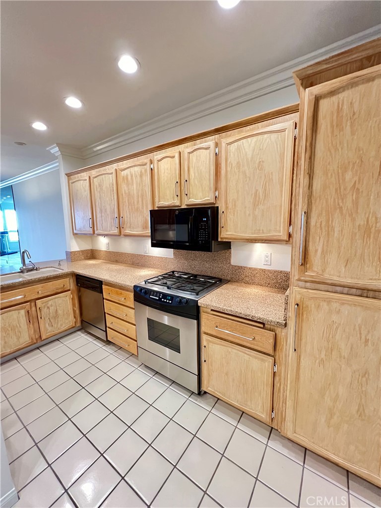 2600 E 20th Street 206A