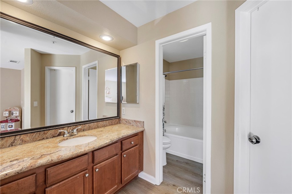 1030 Vista Del Cerro Drive 201