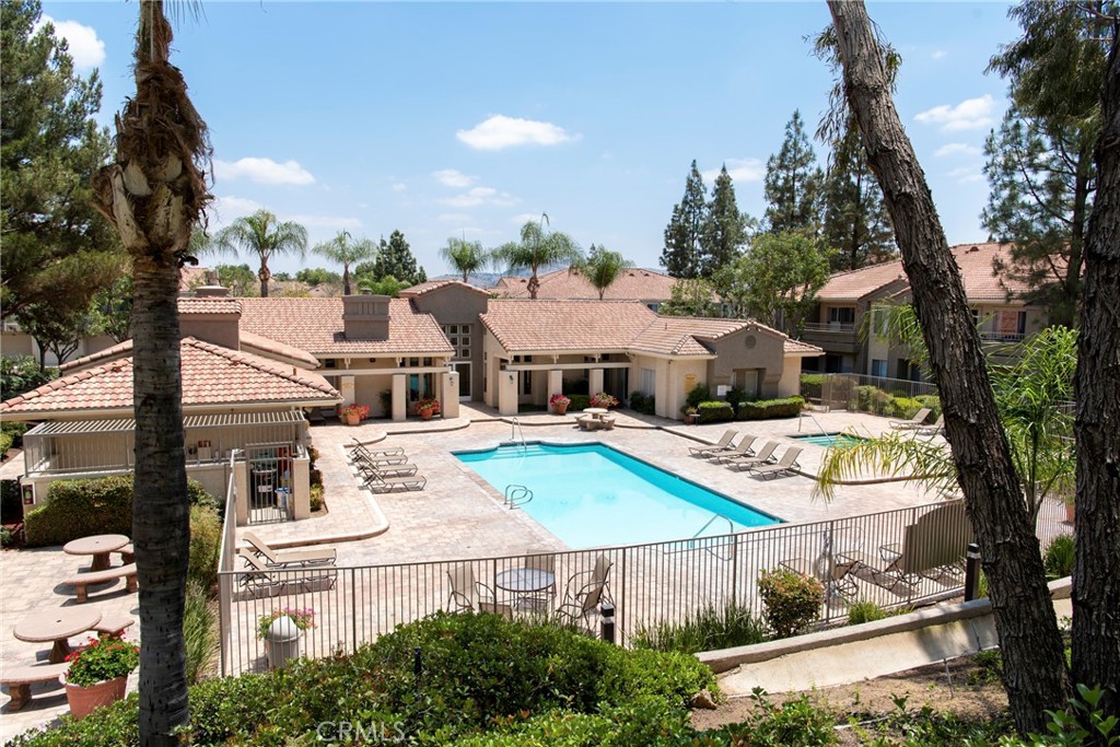 1030 Vista Del Cerro Drive 201