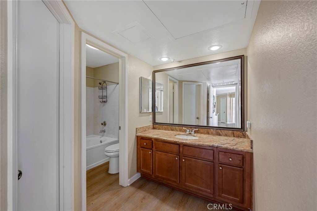 1030 Vista Del Cerro Drive 201
