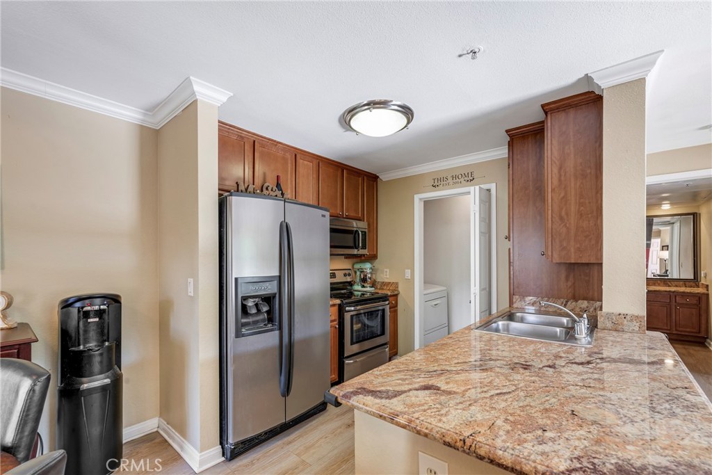 1030 Vista Del Cerro Drive 201