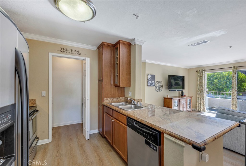 1030 Vista Del Cerro Drive 201