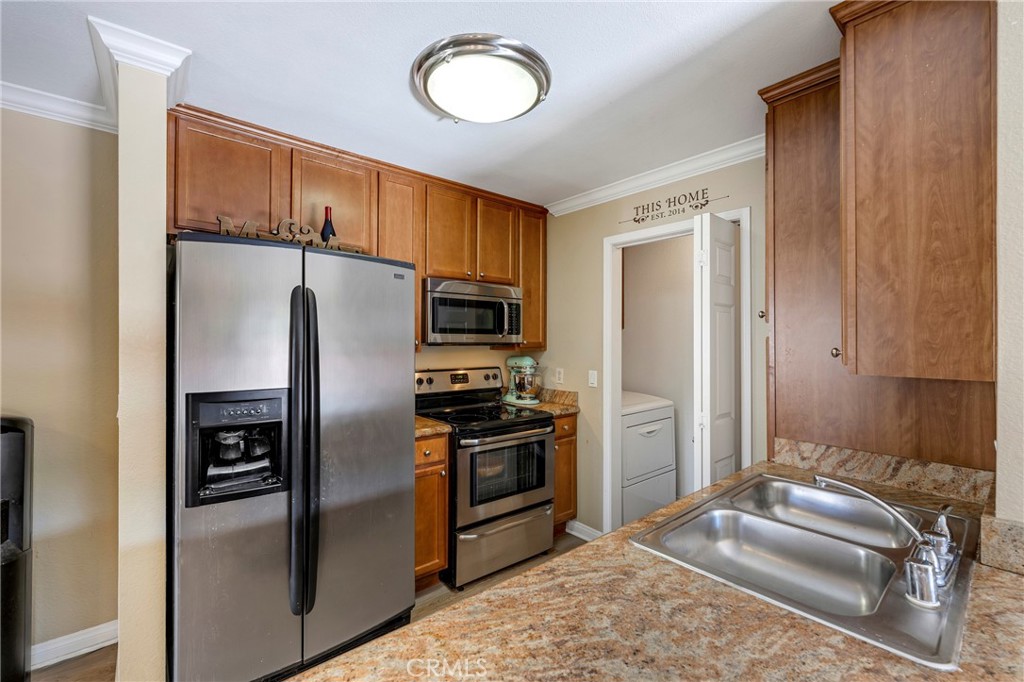 1030 Vista Del Cerro Drive 201