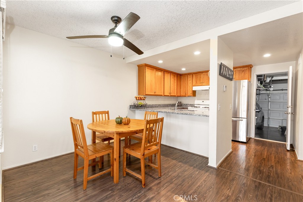 2003 S Mountain Avenue 5