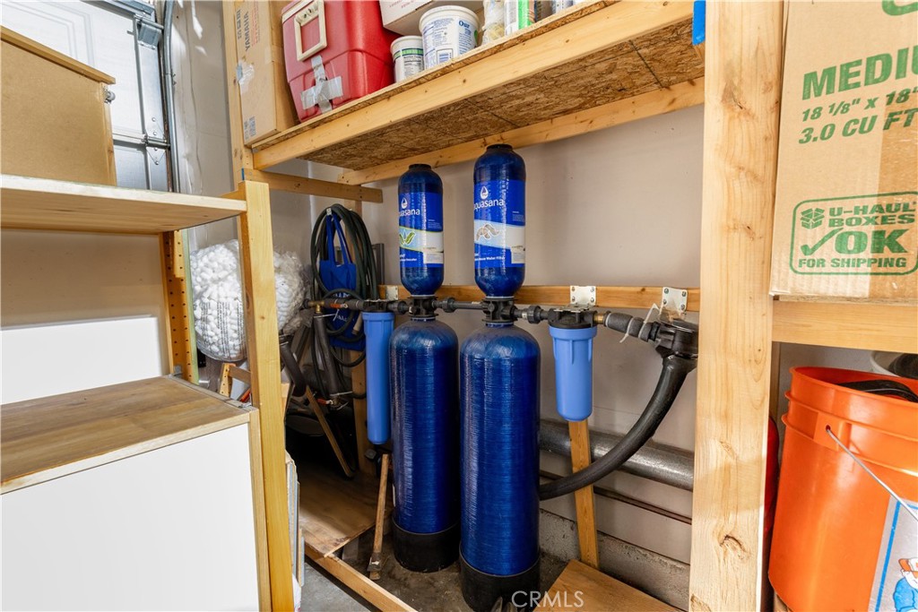 2003 S Mountain Avenue 5