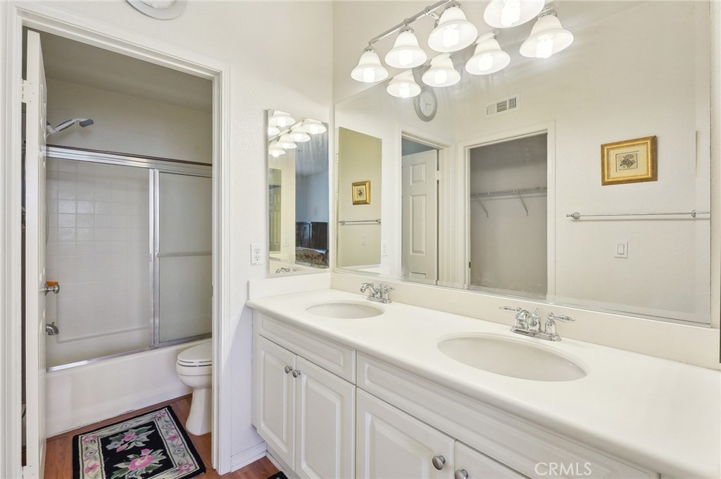 763 W 1st Street 80