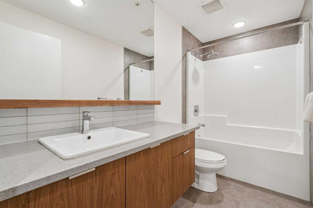 120 18 Avenue SW Unit: 105