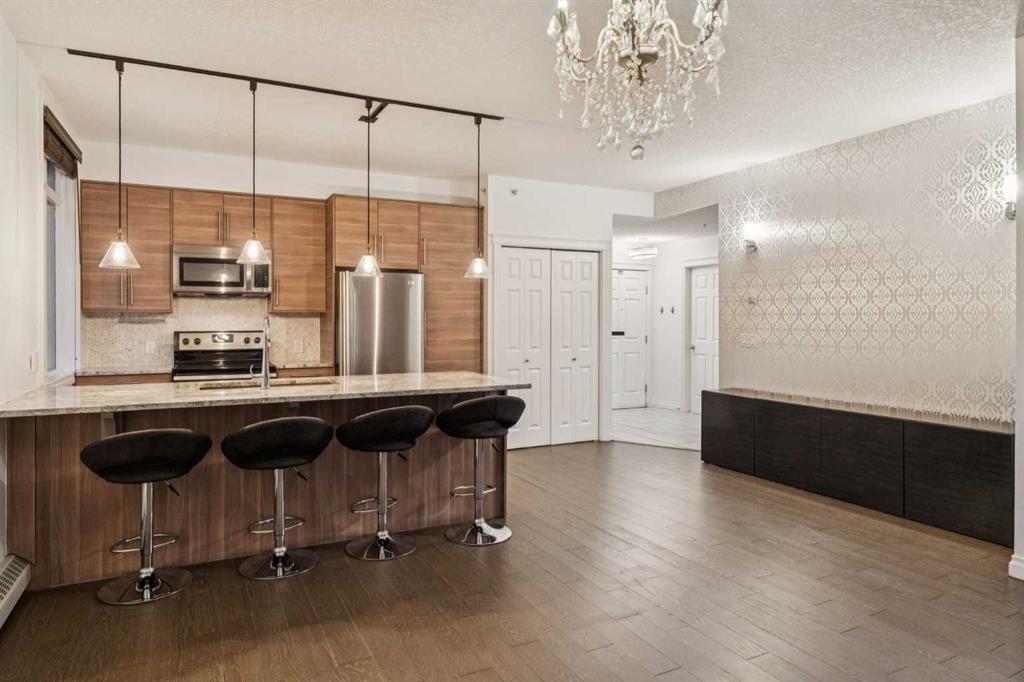 990 Centre Avenue NE Unit: 232