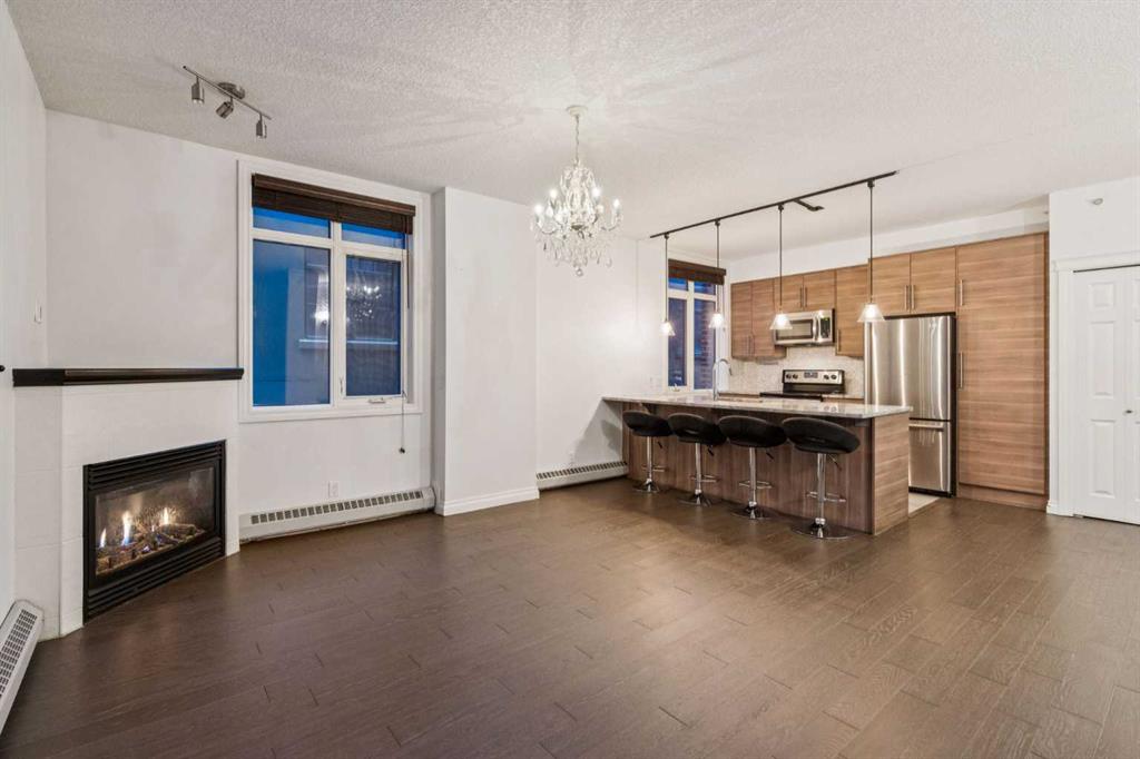 990 Centre Avenue NE Unit: 232