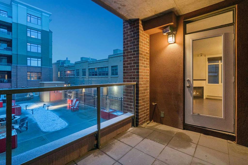 990 Centre Avenue NE Unit: 232
