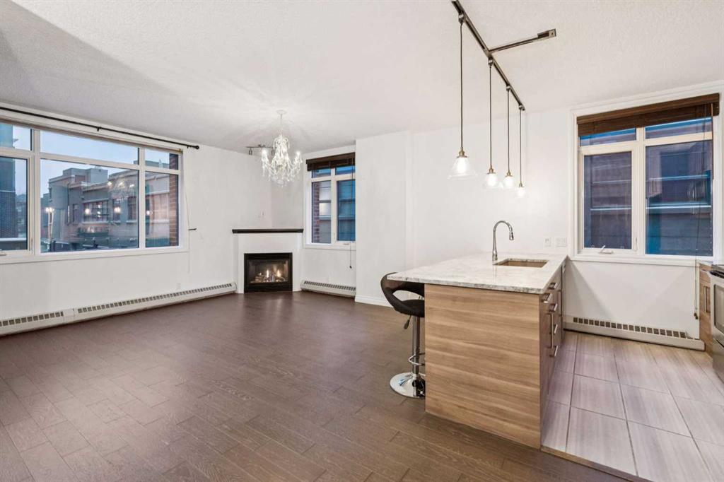 990 Centre Avenue NE Unit: 232