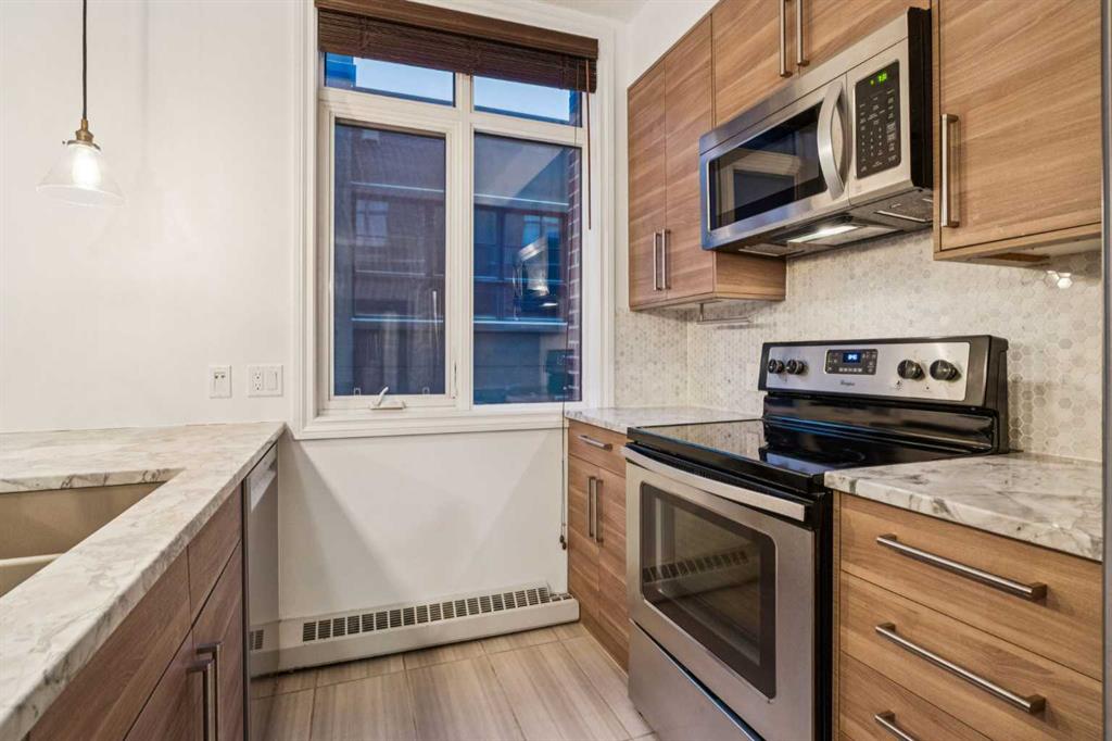 990 Centre Avenue NE Unit: 232