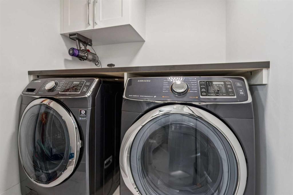 400 Eau Claire Avenue SW Unit: 8203