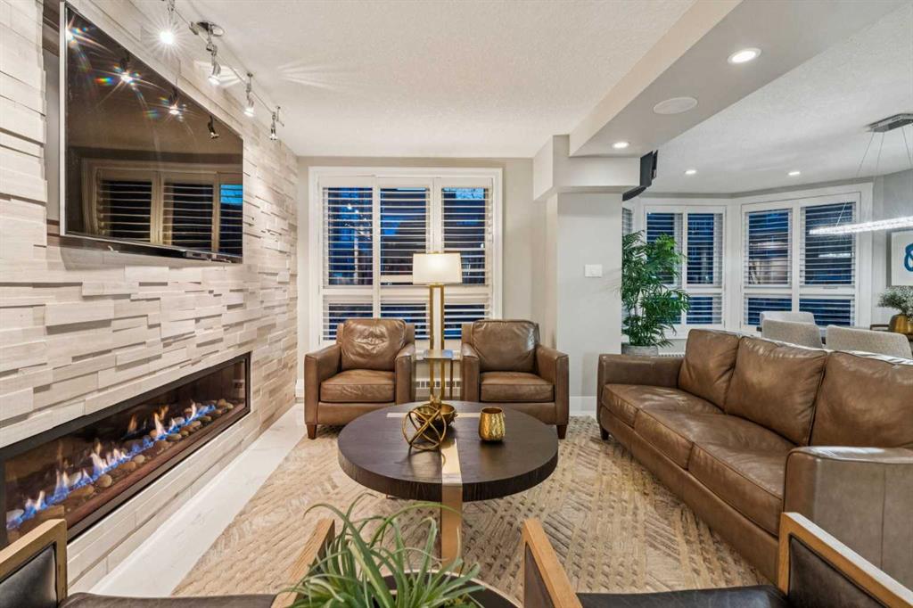 400 Eau Claire Avenue SW Unit: 8203