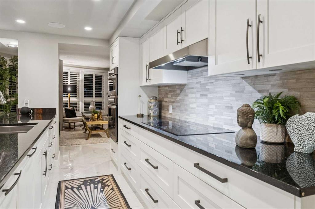 400 Eau Claire Avenue SW Unit: 8203
