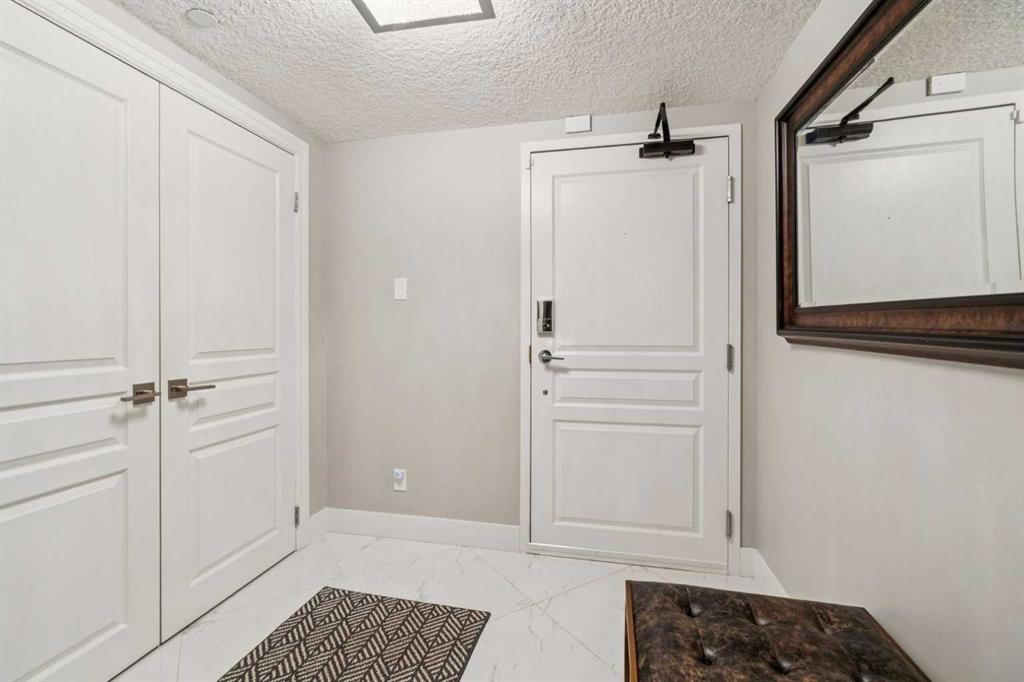 400 Eau Claire Avenue SW Unit: 8203