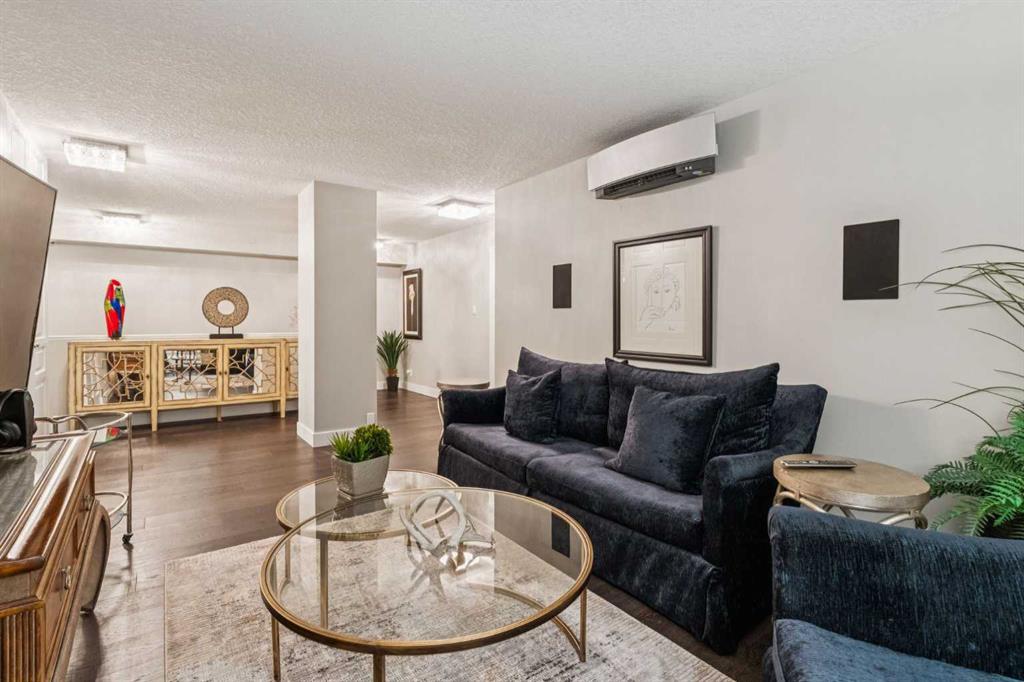 400 Eau Claire Avenue SW Unit: 8203