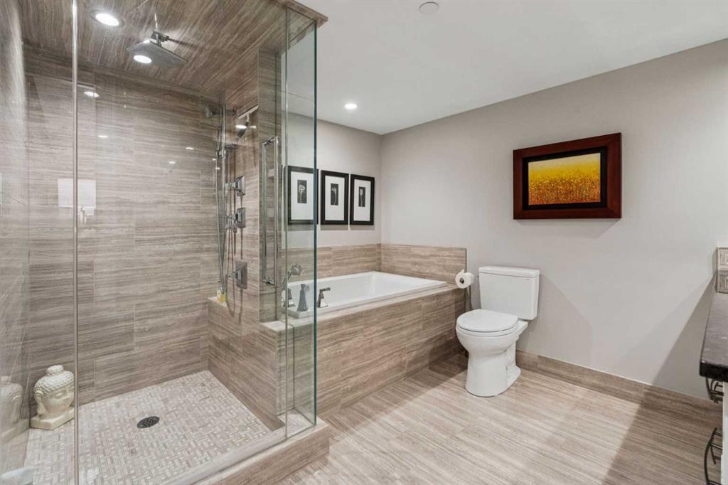 400 Eau Claire Avenue SW Unit: 8203
