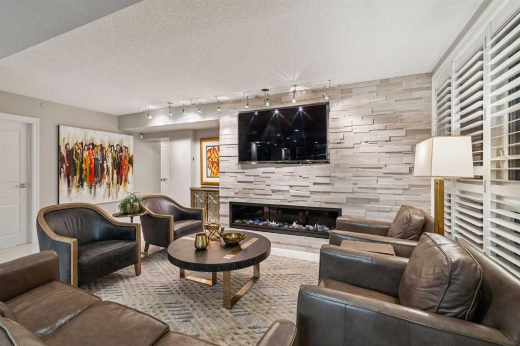 400 Eau Claire Avenue SW Unit: 8203