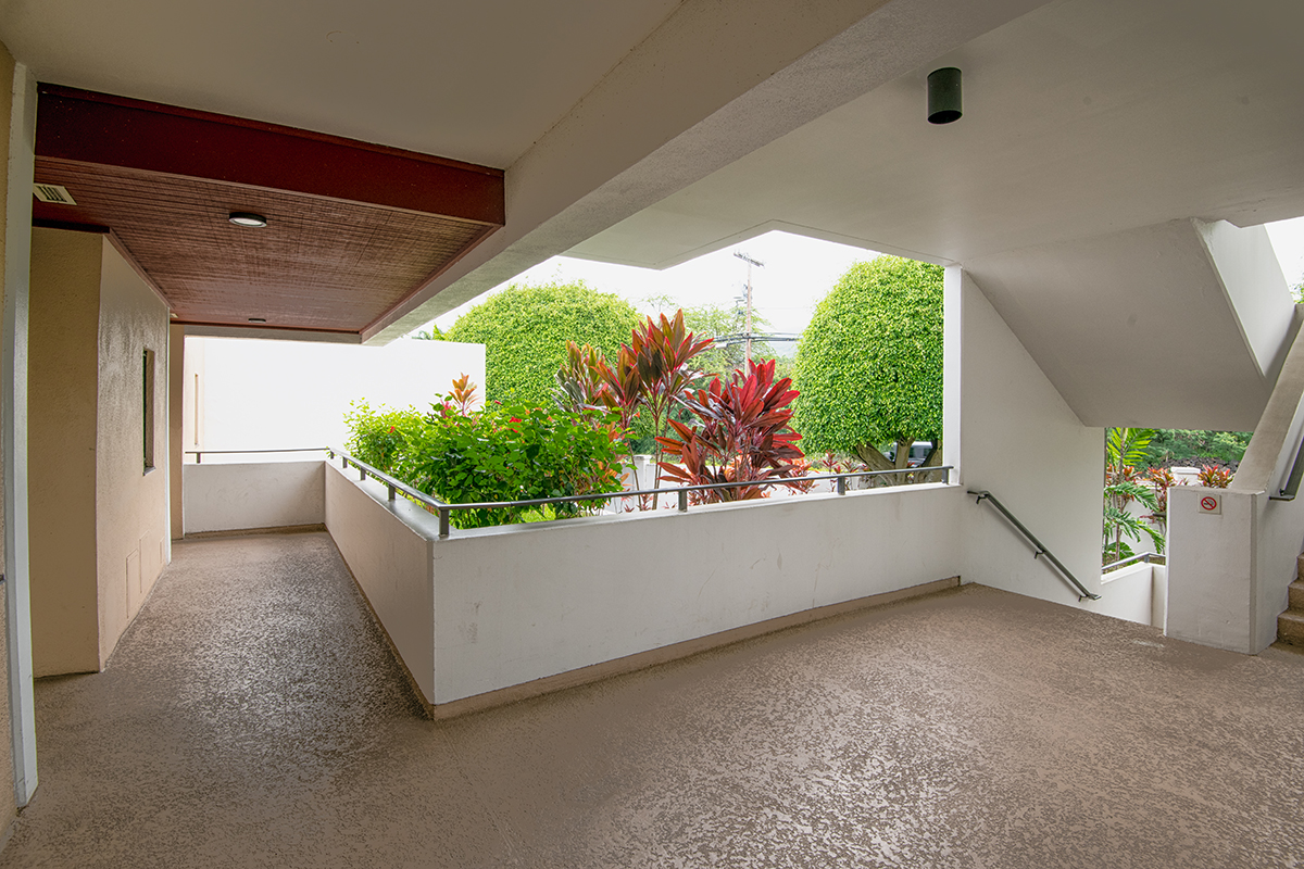 75-6040 ROYAL SEA CLIFF CLUB 533