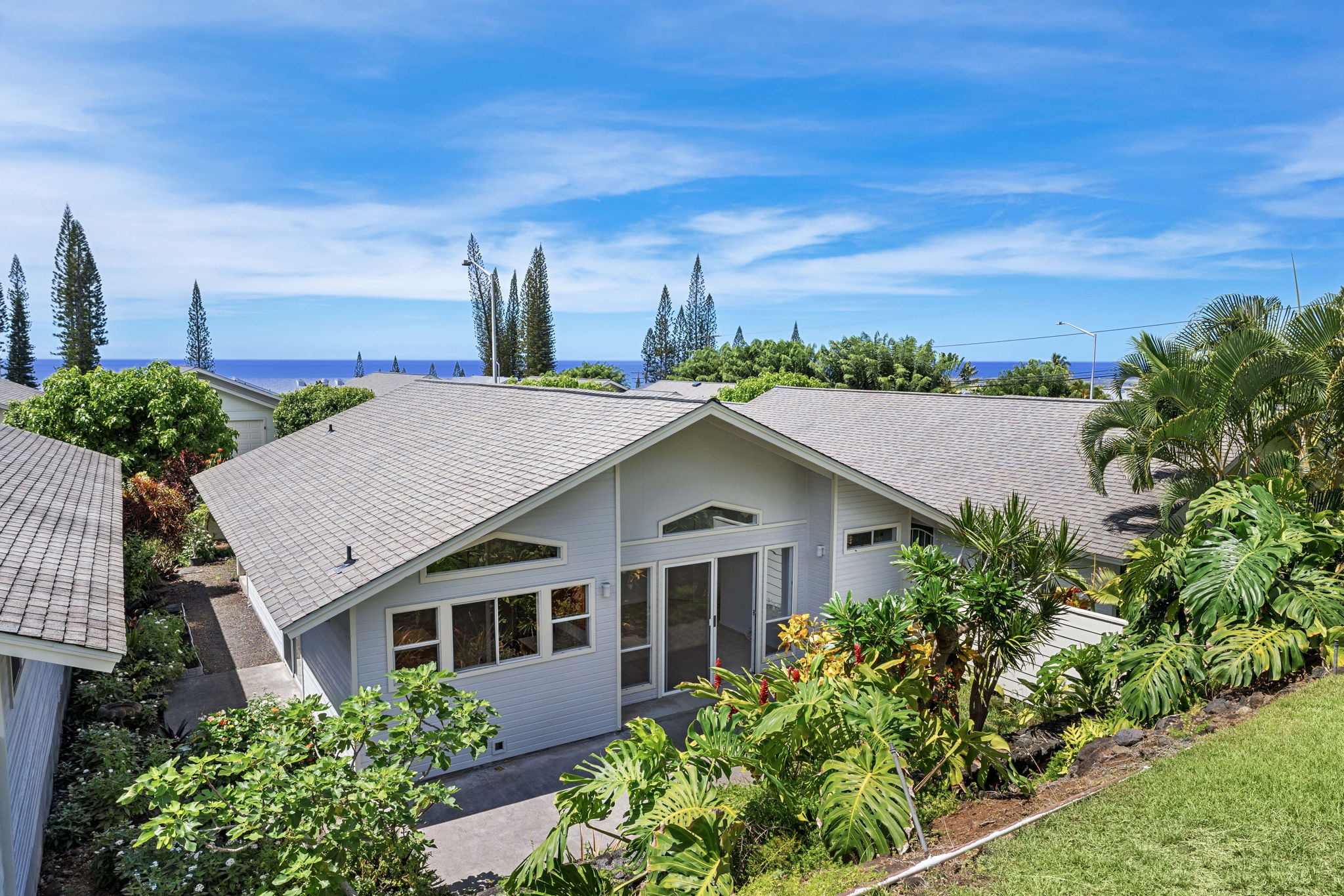 75-252 NANI KAILUA DR 4