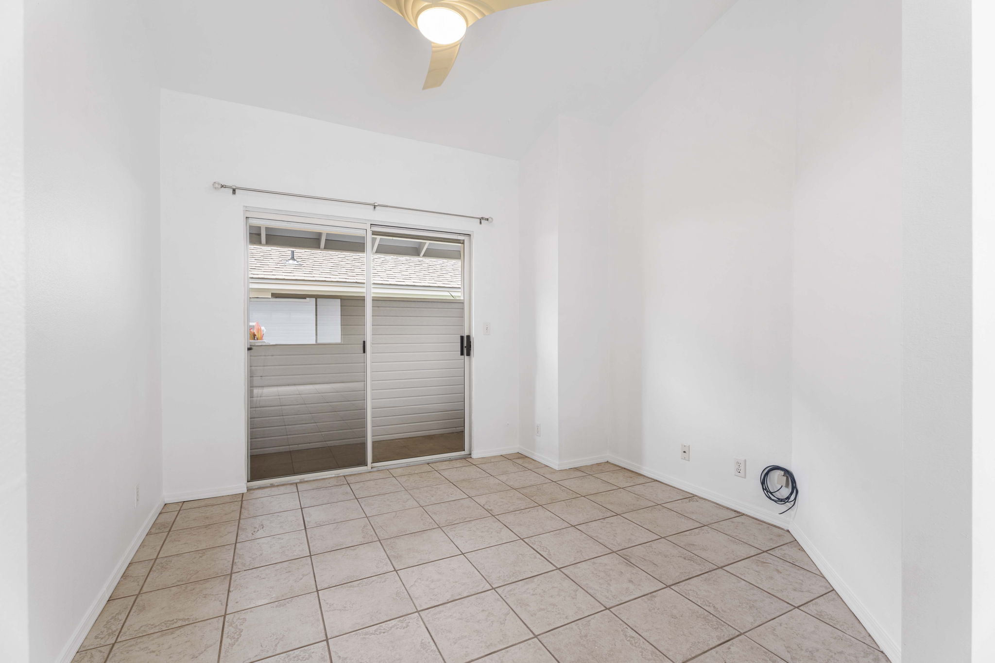 75-252 NANI KAILUA DR 4