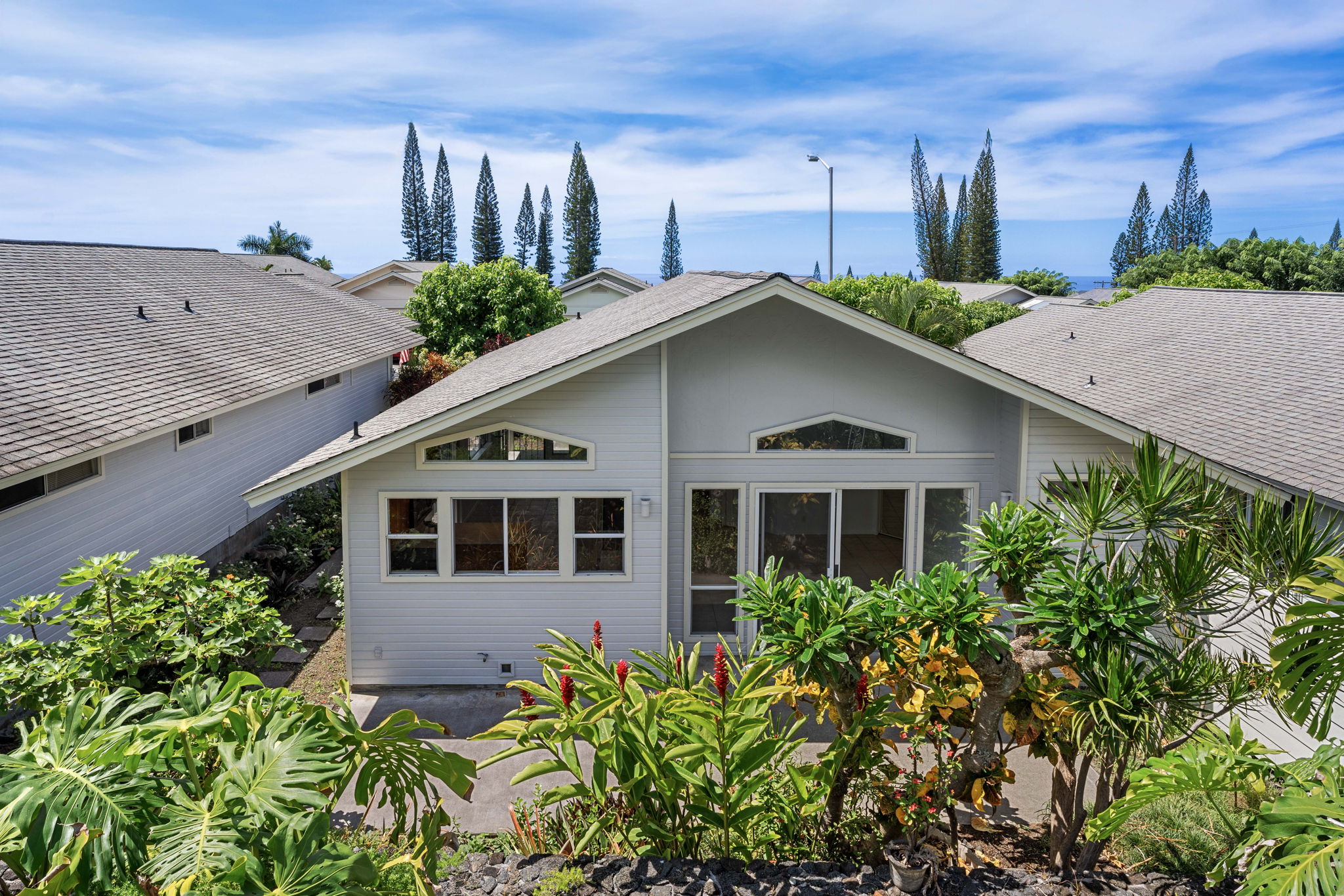 75-252 NANI KAILUA DR 4