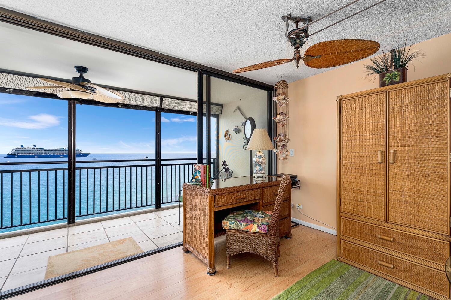 75-5782 KUAKINI HIGHWAY 601