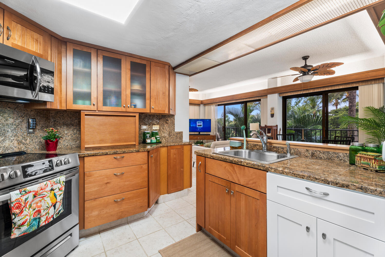 78-7100 KAMEHAMEHA III RD 202