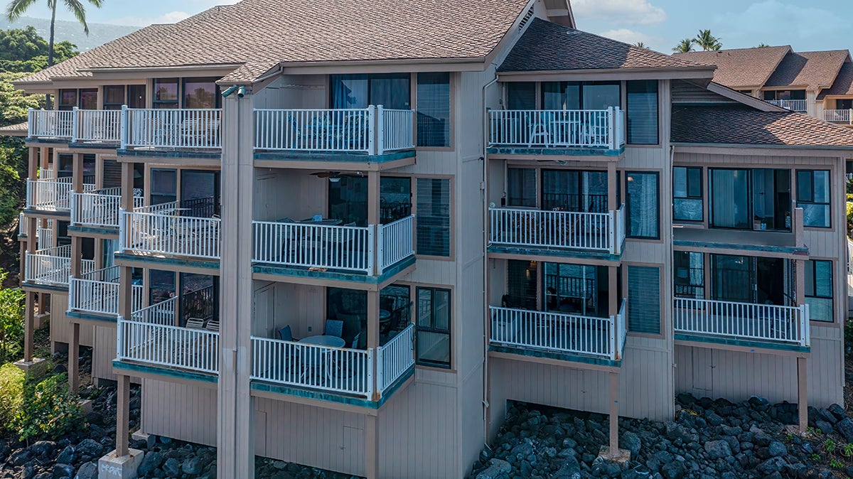 75-6002 THE SEA VILLAGE 1102