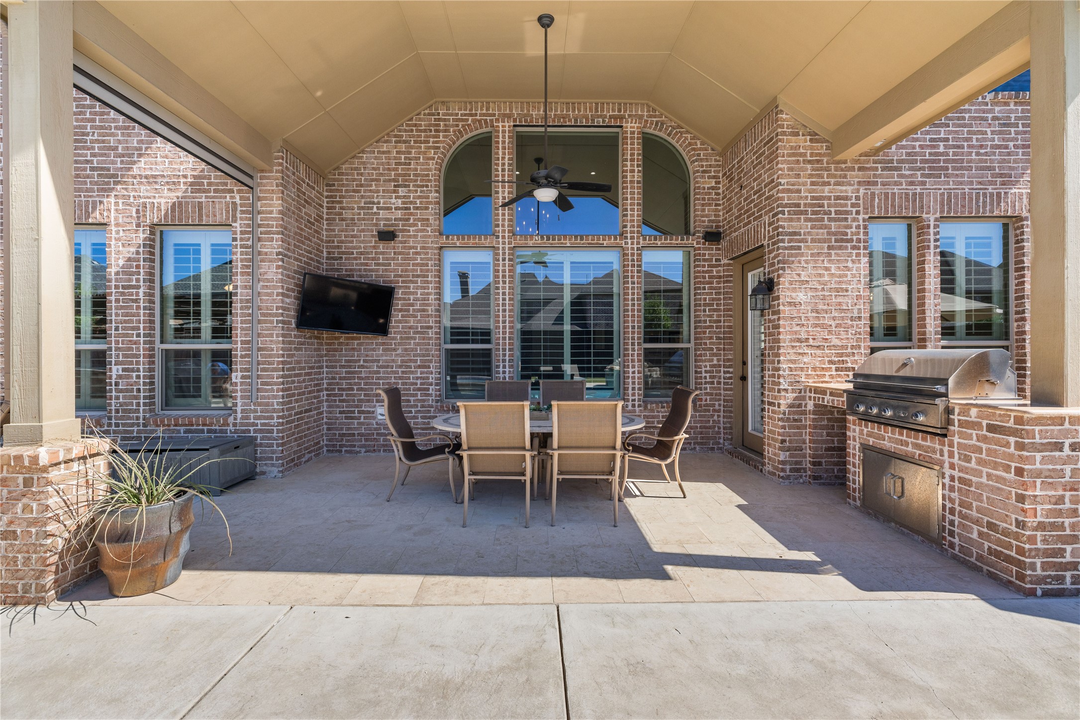 4067 Benchmark Lane