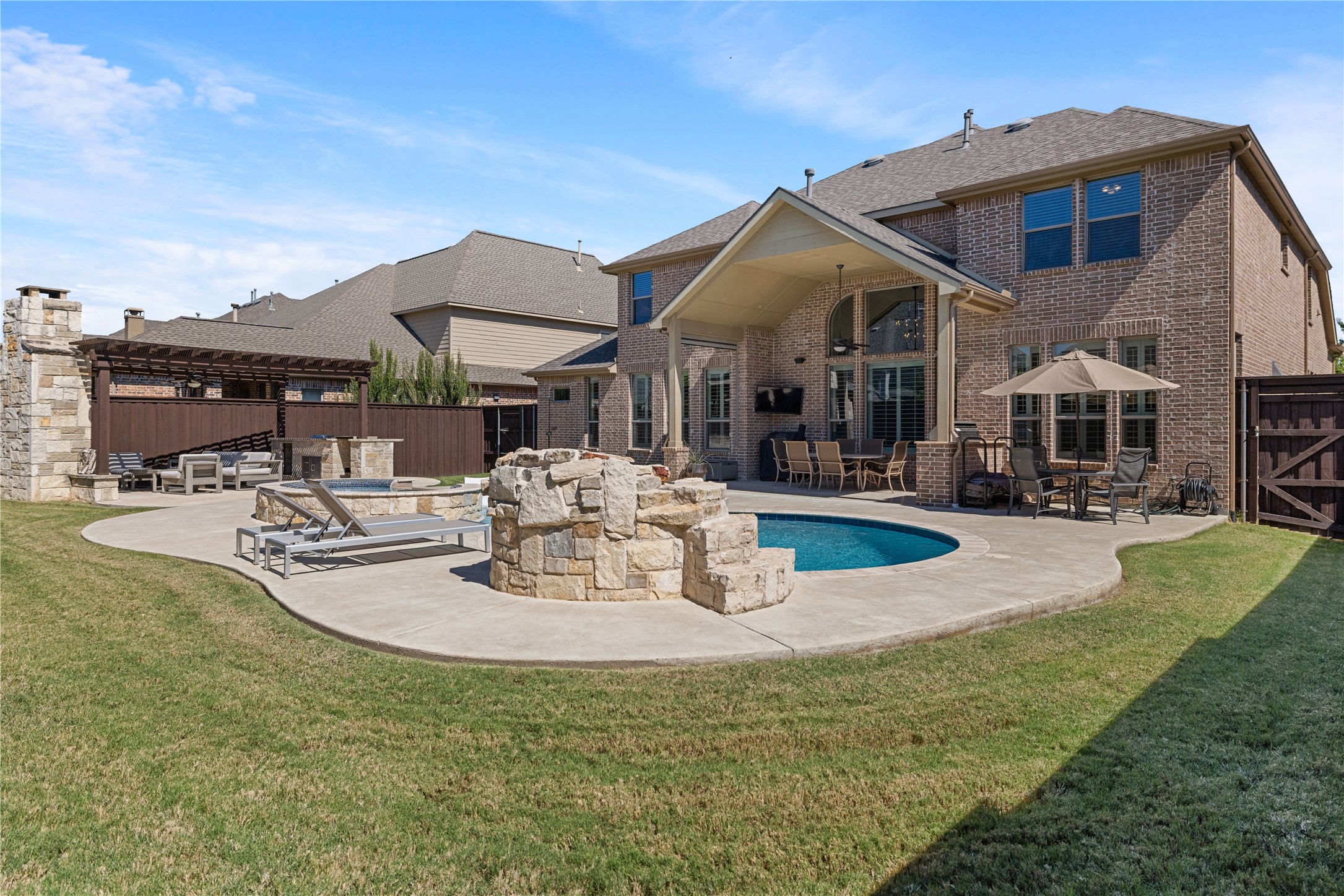 4067 Benchmark Lane